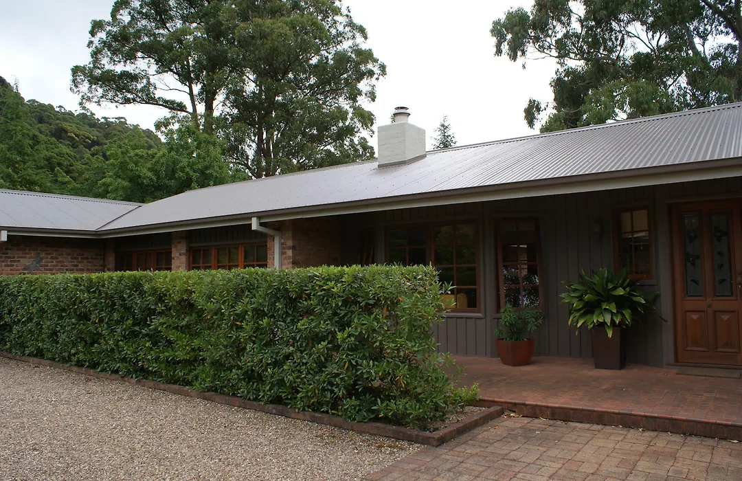 Yallambee B&B-1
